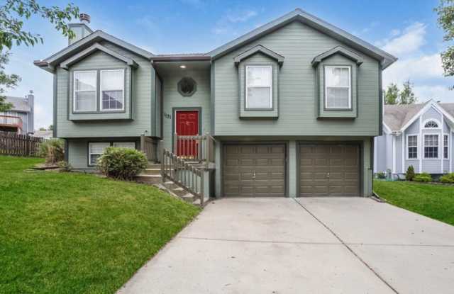 1131 Cardinal Drive - 1131 Cardinal Drive, Liberty, MO 64068