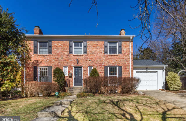 5913 PLAINVIEW ROAD - 5913 Plainview Road, Bethesda, MD 20817