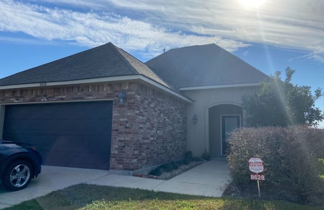 8628 Summer Grove Ave - 8628 Summer Grove Avenue, Gardere, LA 70820