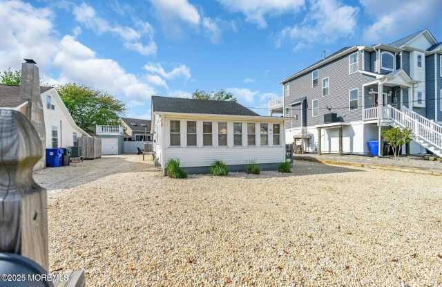 124 Mathis Drive Gallery 2