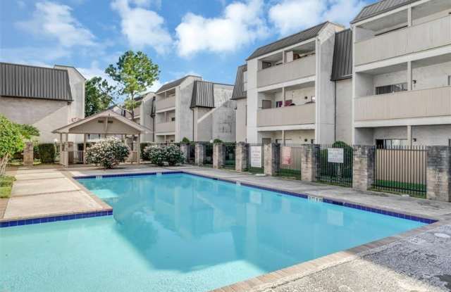 Two Bedroom Condo Near Med Center! - 8435 Hearth Drive, Houston, TX 77054