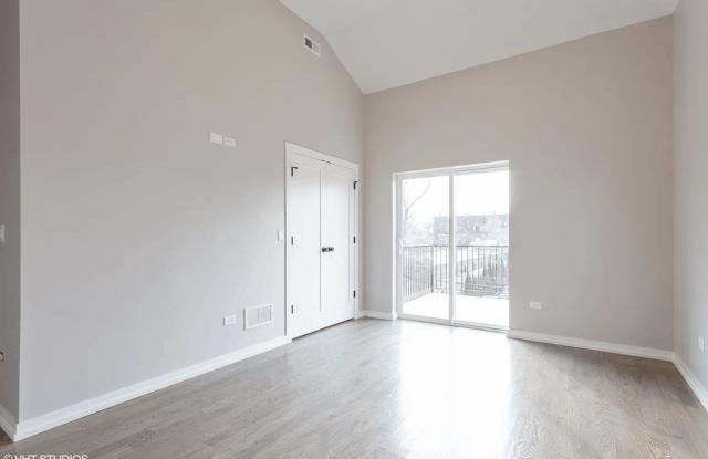 3936 South Indiana Avenue - 2 photos photos