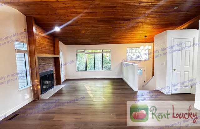 JUST RENOVATED! Great 4 Bedroom House in Spectacular Sammamish Neighborhood!! Gallery 3