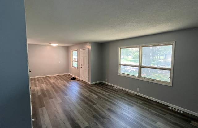 2410 Larson Ave - 2410 Larson Avenue, Albert Lea, MN 56007 2410 Larson Ave - 2410 Larson Avenue, Albert Lea, MN 56007