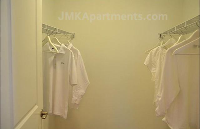 1880 Palm Beach Lakes Blvd. Gallery 3