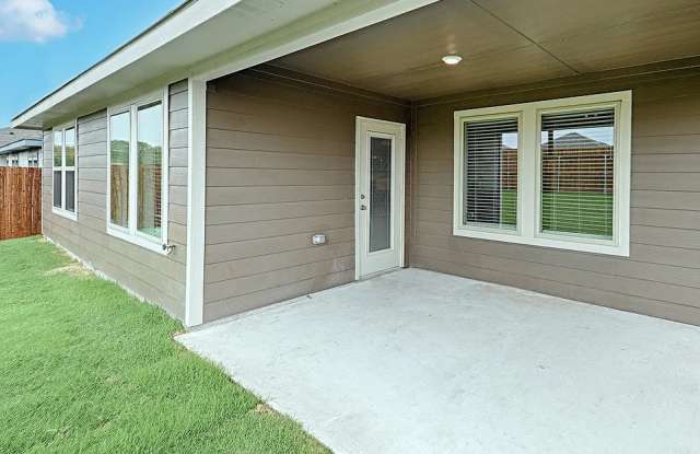 6118 Boardwalk Lane Gallery 4