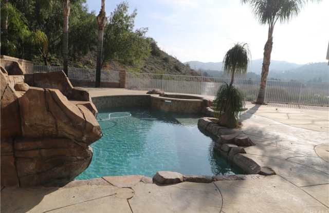 587 S Hibiscus Way Gallery 2