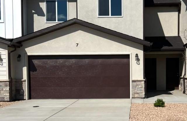 535 W 2530 N - 535 West 2530 North, Cedar City, UT 84721
