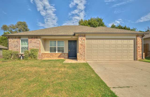3 Bedroom home for rent in Noble! - 1411 Chert Circle, Noble, OK 73068 3 Bedroom home for rent in Noble! - 1411 Chert Circle, Noble, OK 73068