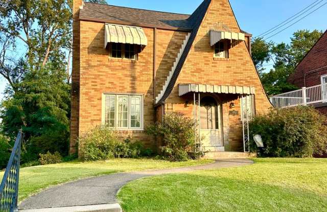 Updated 3 Bed, 1.5 Bath Home in Brentwood w/ Short Term & Furnished Lease Options - Available Early September! photos photos Updated 3 Bed, 1.5 Bath Home in Brentwood w/ Short Term & Furnished Lease Options - Available Early September! photos photos