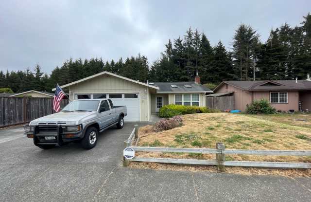 Charming 3-Bedroom Home in Desirable Cutten Neighborhood photos photos