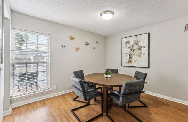 865 Bellevue Gallery 4