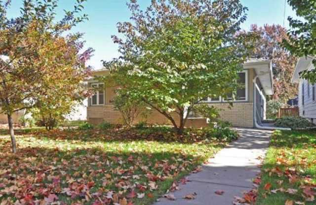 3235 South 39th Avenue - 1 - 3235 39th Ave S, Minneapolis, MN 55406