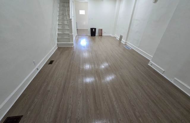 Newly rehabbed 3 bedroom Gallery 4