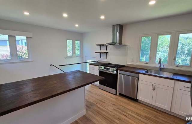 40 Beechwood Road photos photos
