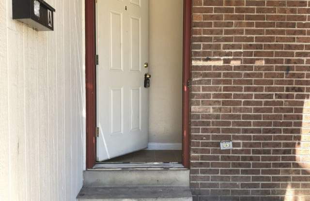 217 Knox Ct Gallery 4