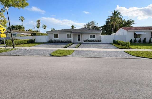 6416 SW 15th St photos photos