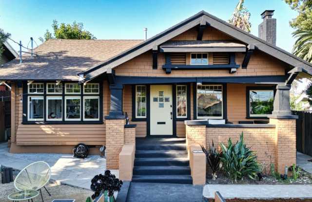 2217 Marathon St - 2217 Marathon Street, Los Angeles, CA 90026