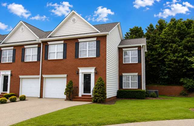 2-Bedroom Townhome with Private Patio in the Heart of Cookeville photos photos