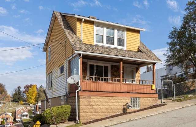 Updated 2 Bed, 1.5 Bath Home in Carrick For Rent – Move-In Ready photos photos