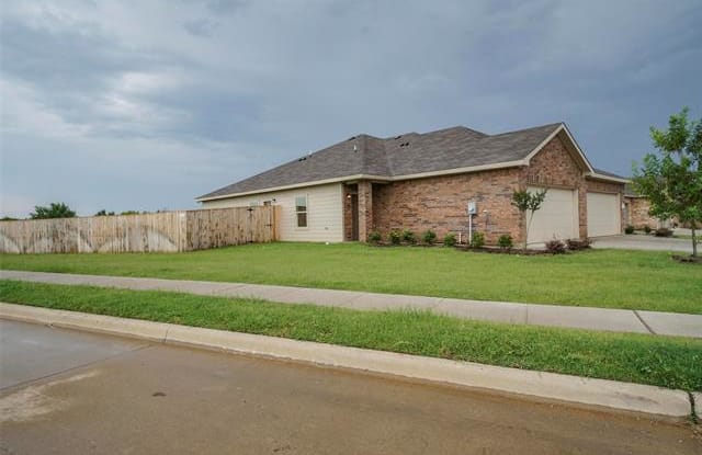 501 Canvas Court - 501 Canvas Court, Crowley, TX 76036