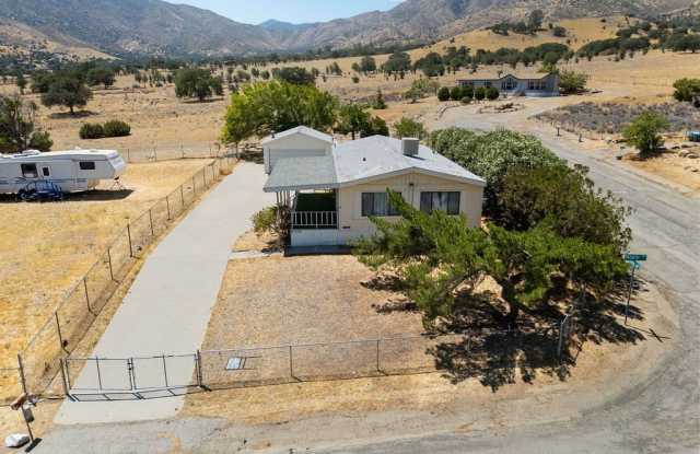 6004 Maple Avenue - 6004 Maple Avenue, Mountain Mesa, CA 93240