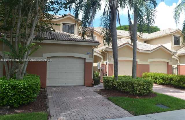3973 Orange Tree Ln Gallery 1