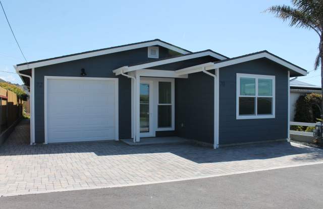 New and clean rear unit in duplex photos photos