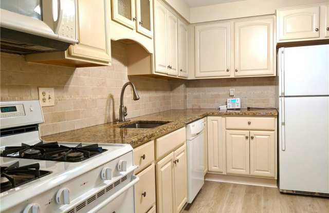 32724 Washington Ct Gallery 4