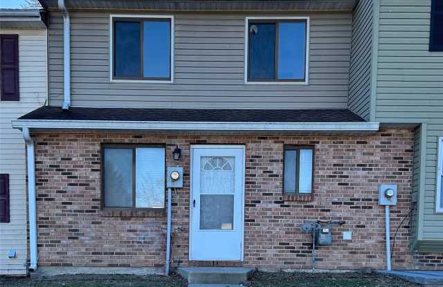 205 Everett Place photos photos