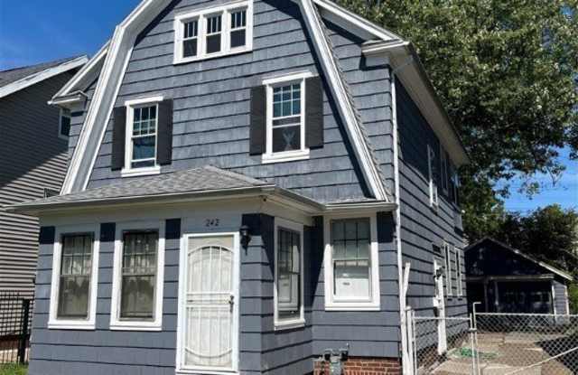 242 Highgate Avenue photos photos