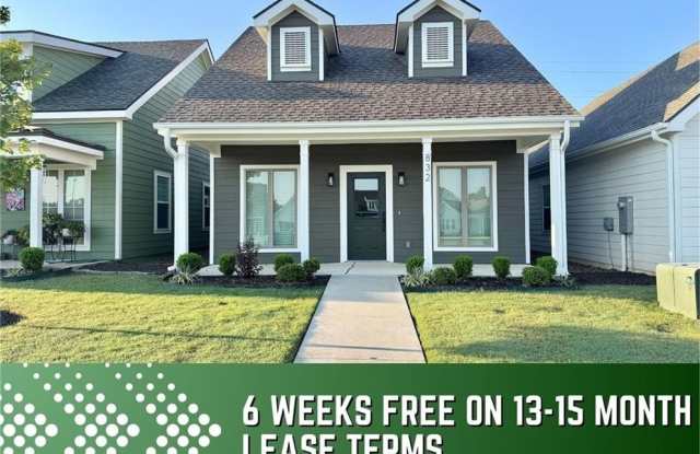 832 NE Heights LN photos photos 832 NE Heights LN photos photos