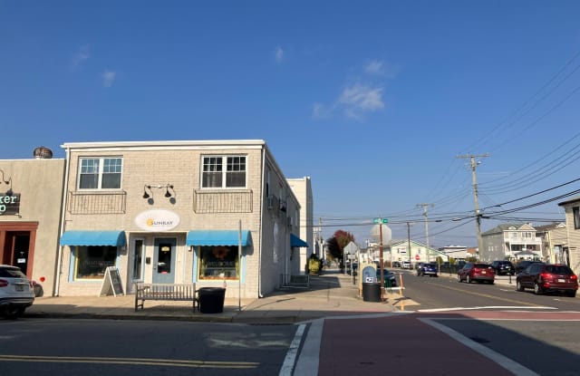 700 Asbury Ave - 700 Asbury Avenue, Ocean City, NJ 08226