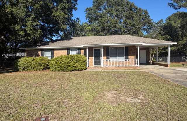 215 Lesesne Drive Gallery 1