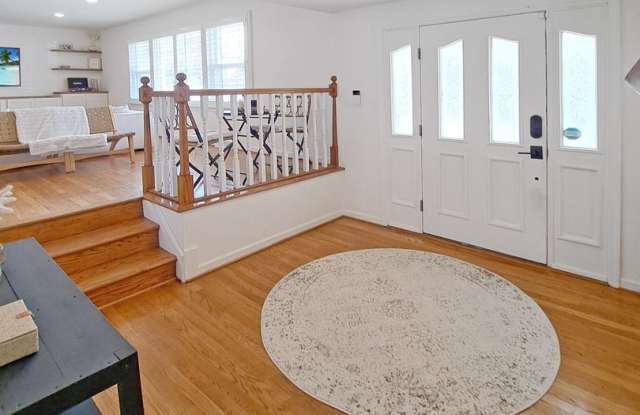 Coming Soon! Stunning Mid-Century Modern 3-Level Home in Fort Washington. 4/Bedrooms, 3 Baths, Gourmet Kitchen, Hardwood Flooring, Fenced In Yard and More Gallery 4