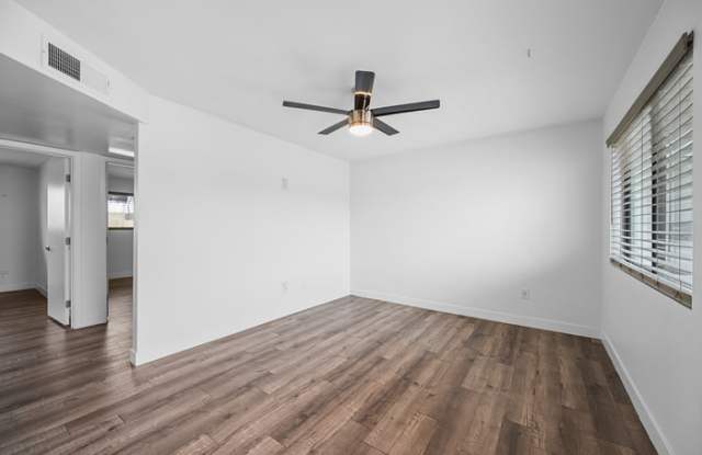 3135 East Fairmount Avenue Gallery 3
