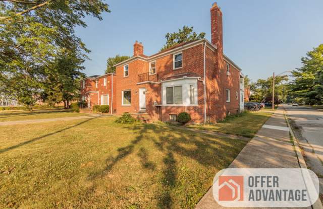 20361 Lakeshore Boulevard - 20361 Gallery 1
