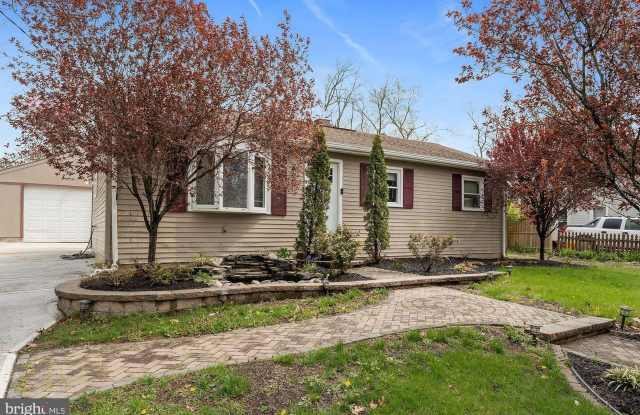 211 Scammell Dr photos photos