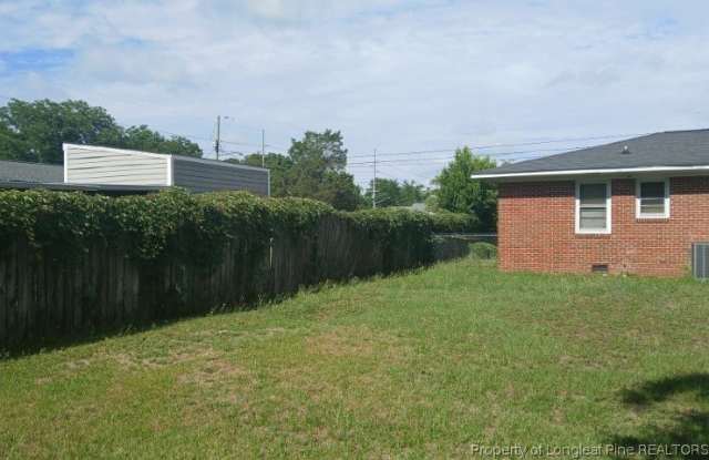 1115 Poplar Drive Gallery 3
