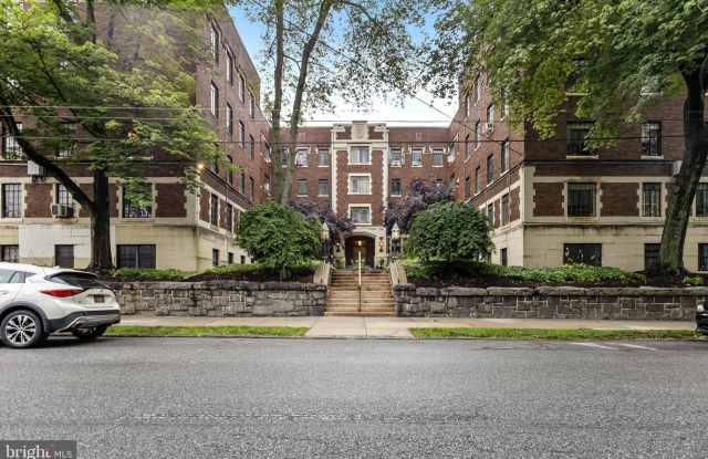 1305 N BROOM STREET photos photos