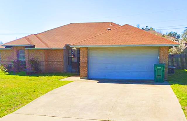 Now Leasing – 910 Frontier Trail photos photos