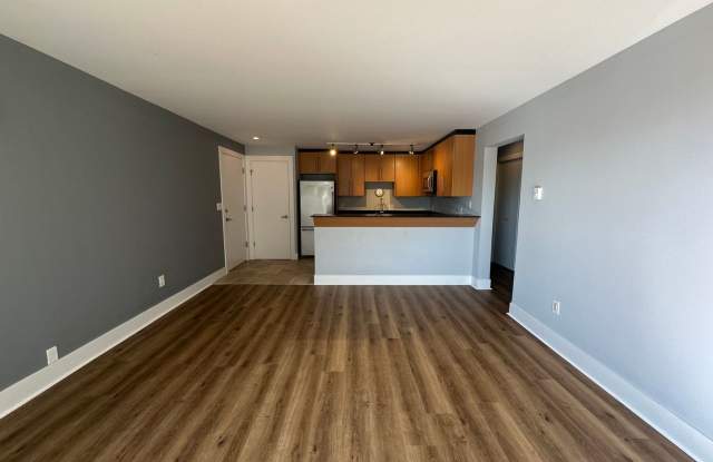 Cozy 1 bed 1 bath condo in Fremont ** 2 parking spaces Gallery 4