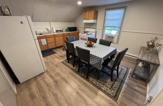 75 Grand St - 75 Grand Street, Thomaston, CT 06787