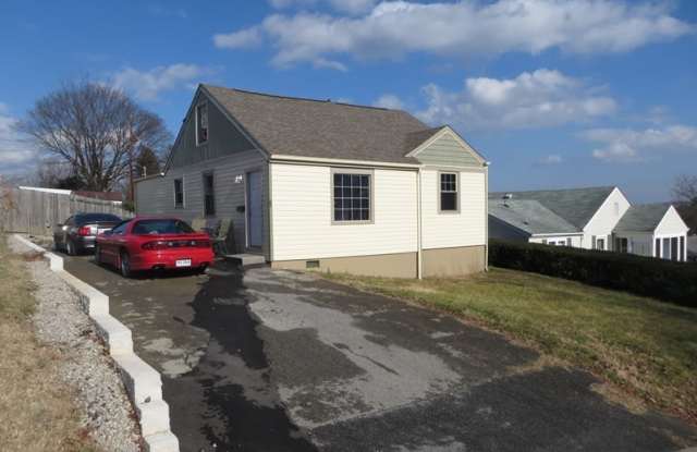 Radford, 4BR / 4BA, Available Now photos photos