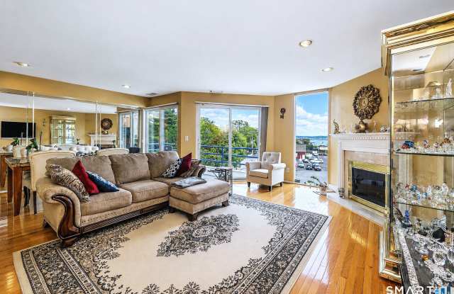 10 Harbour Close Gallery 4
