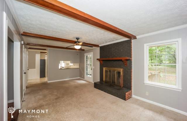 3560 Clubhouse Lane Southeast Gallery 4