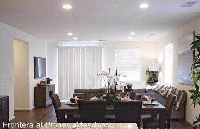 2091 Mooncrest Court Gallery 3
