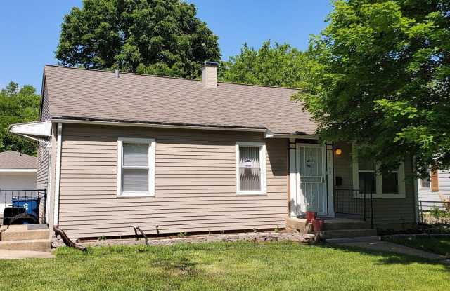22168 YATES Avenue photos photos
