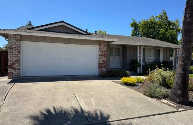 SPACIOUS 3 BEDROOM HOUSE IN PLEASANTON!!! photos photos