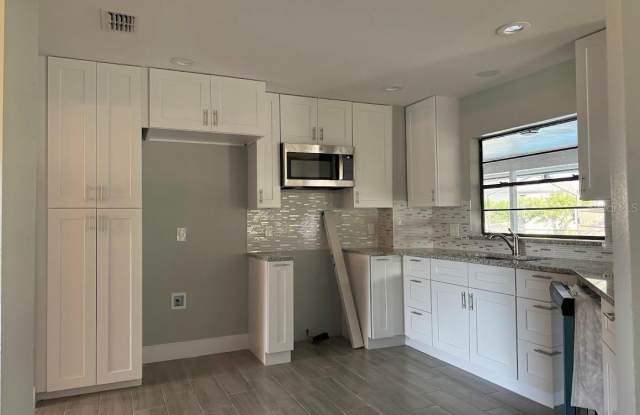 5835 COLONY PLACE Drive Gallery 3